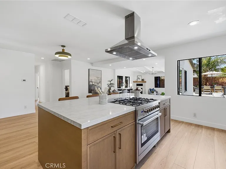 6845 Aura Ave — Photo 16