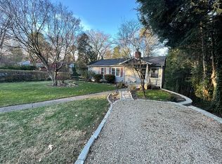 215 White Pine Dr, Asheville, NC 28805