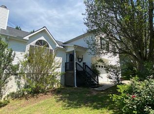 135 Honeysuckle Dr SE, Calhoun, GA 30701