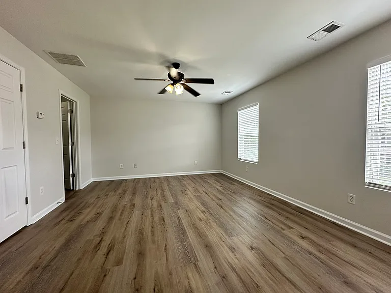 3340 Griffin Way — Photo 15