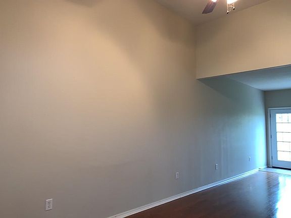 2nd image of 2901 SW Windrift Ave #2