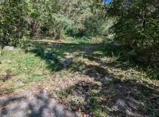 528 13th St N, La Follette, TN 37766