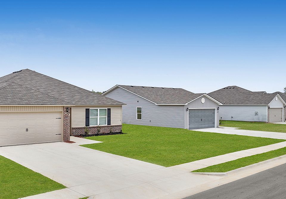 Valley Park Streetscape 121125