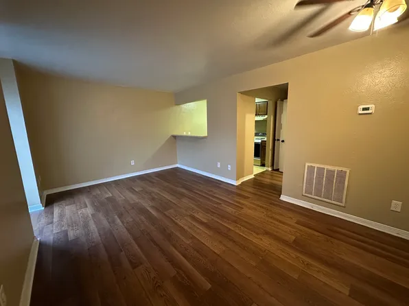5705 E Texas St APT 88, Bossier City, LA 71111