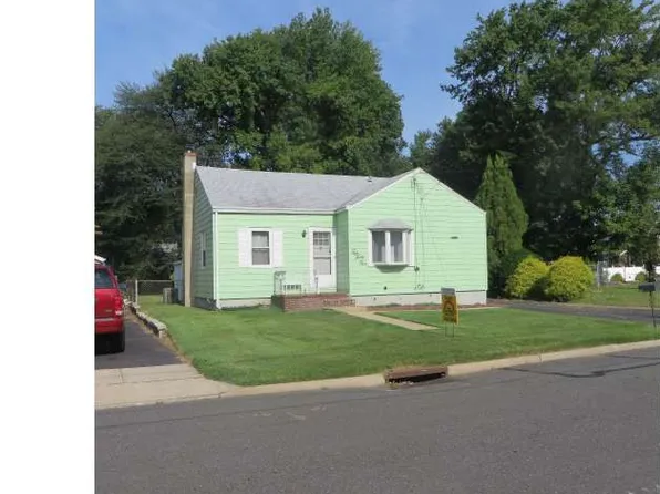 235 Lander Dr, Hamilton, NJ 08619