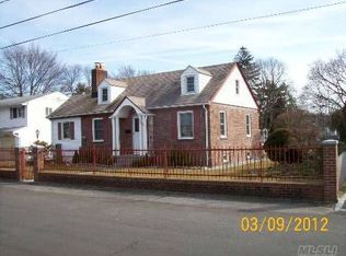 210 Montgomery Ave, West Babylon, NY