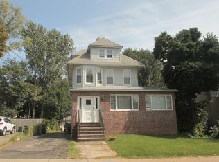 329 Teaneck Rd, Ridgefield Park, NJ 07660