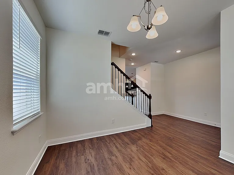 990 Summer Stone Loop — Photo 9