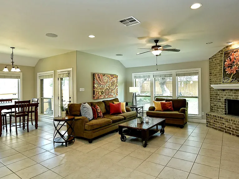 604 Mandarin Flyway — Photo 2