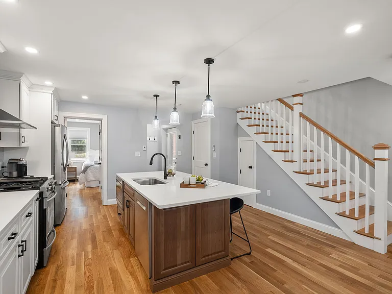 510 Medford St #1 — Photo 23