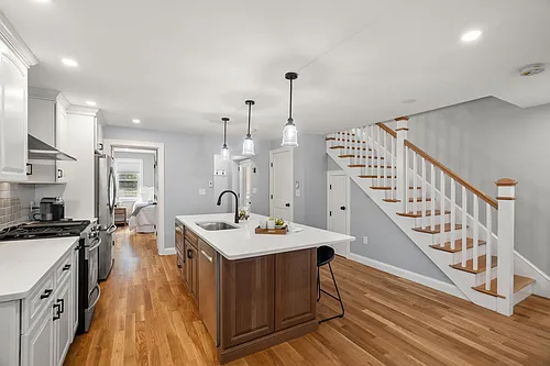 511 Medford St #1 Photo 1