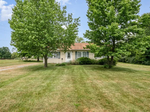 478 Waynoka Dr, Lake Waynoka, OH 45171