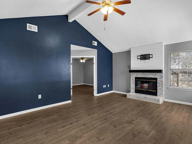 1819 Heartland Dr — Photo 5