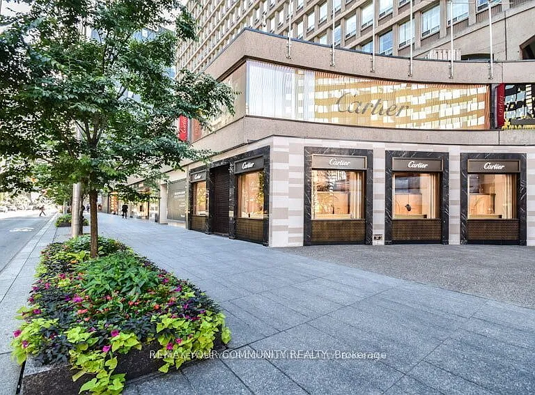 11 Yorkville Ave #2114 — Photo 25