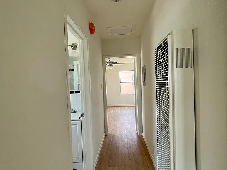 1500 W Alameda Ave #1/2 — Photo 7