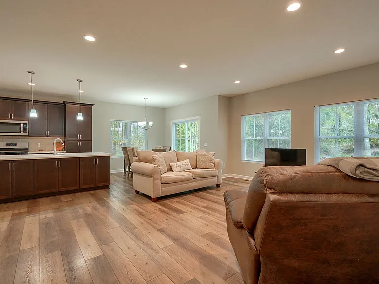 273 Hyatts Rd — Photo 4