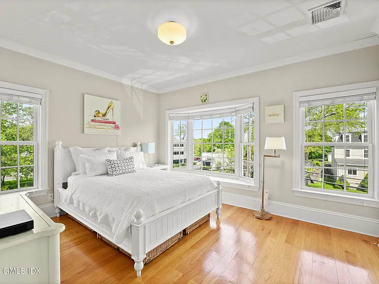 26 Edgewood Ave #1 — Photo 25