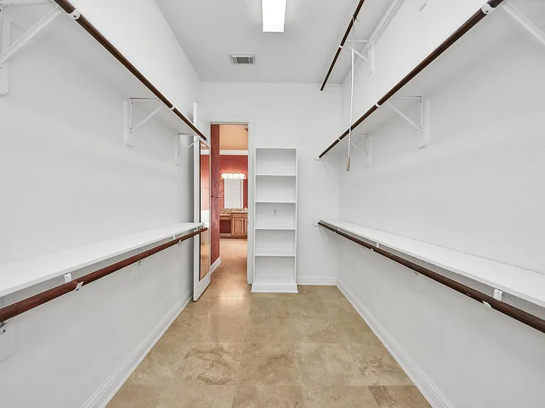 3727 Lakeridge Canyon Dr — Photo 37