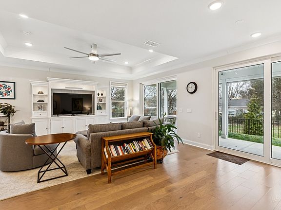 2nd image of 7546 Fermata Way