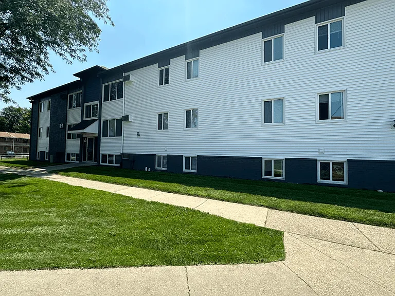 Copper Cove Apartments — Photo 27