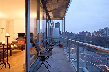 Rented by R New York