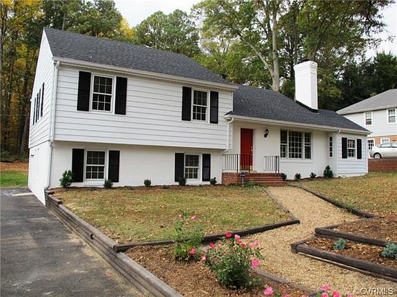 2nd image of 214 Melwood Ln