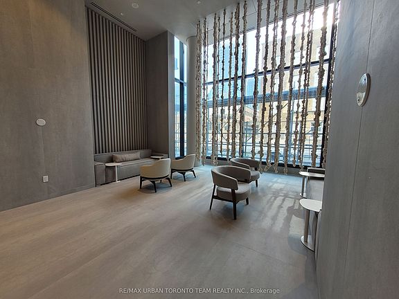3rd image of 55 Cooper St #Penthouse 112
