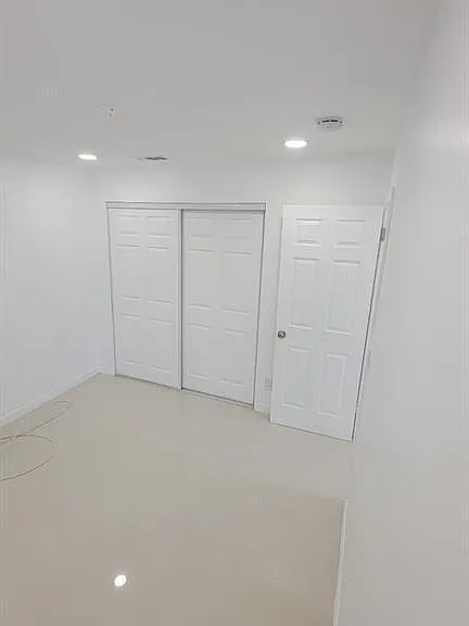 831 NW 14th Way #1-2 — Photo 11