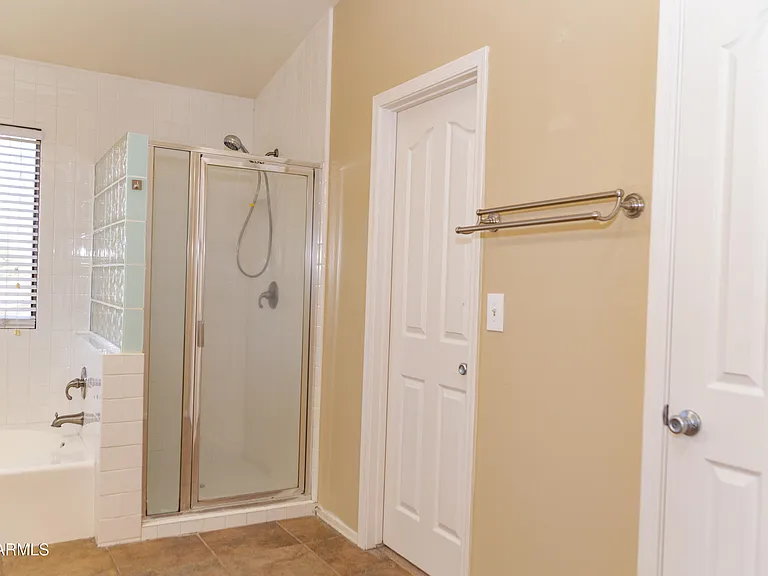 720 W Hancock Ave — Photo 24
