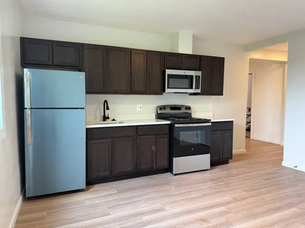 521 7th St NE #301, Washington, DC 20002