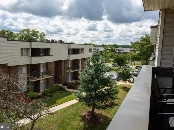 10202 Prince Pl #2-303, Upper Marlboro, MD 20774