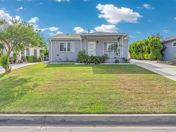 3rd image of 5611 Noel Dr