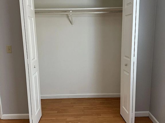 2nd image of 560 Lafayette St #1