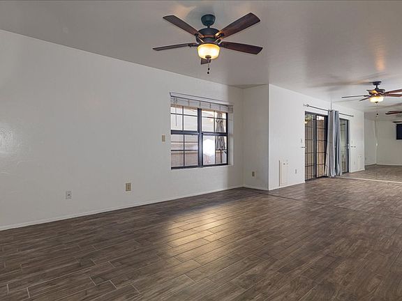 3rd image of 8417 E Corinthian Dr