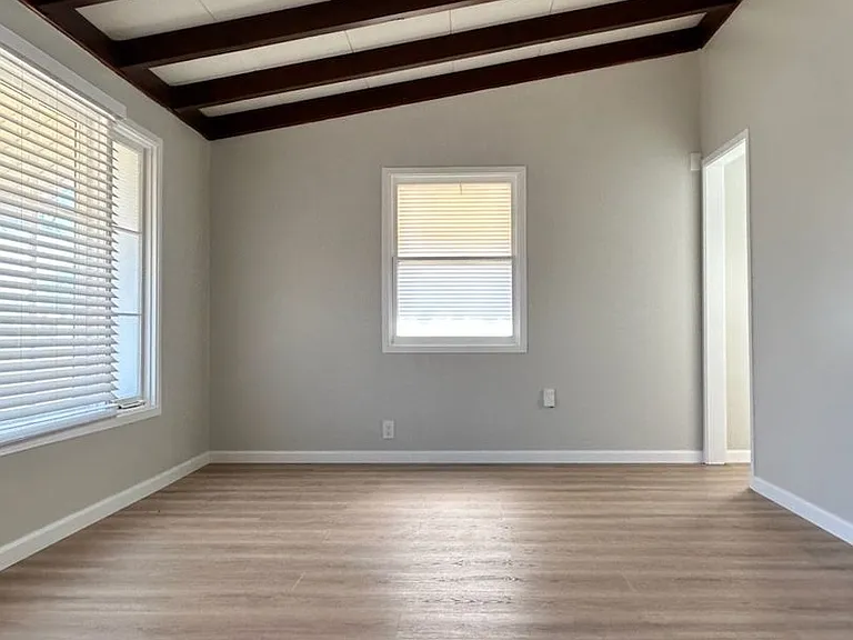 401 N Norma St — Photo 3