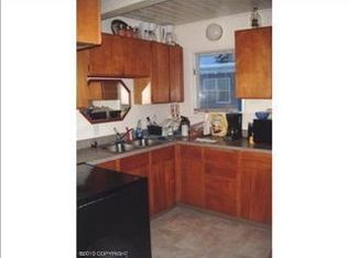 723 Hollywood Dr, Anchorage, AK 99501