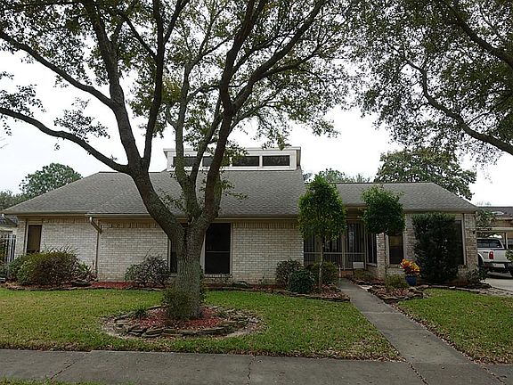 3rd image of 4010 Chile Dr