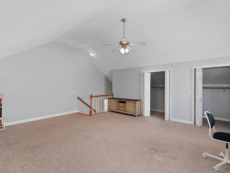 1026 Watauga Ct — Photo 14