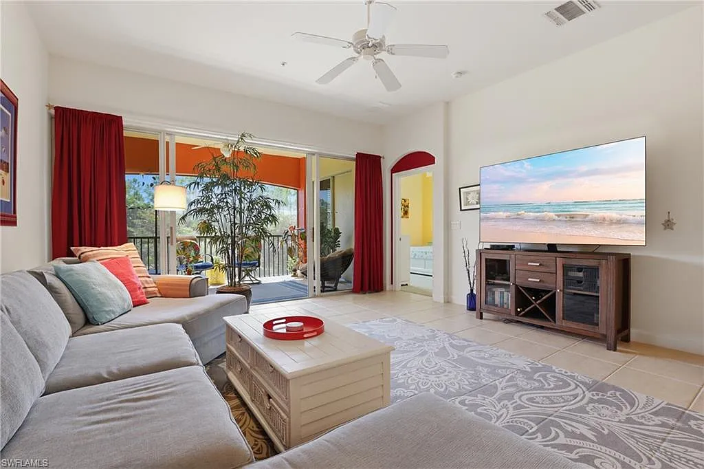 2 bed, 2.0 bath, 1660 sqft, $5,500 — Photo 4