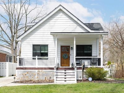 325 Beaupre Ave, Grosse Pointe Farms, MI, 48236