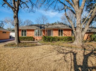 6327 Town Hill Ln, Dallas, TX 75214