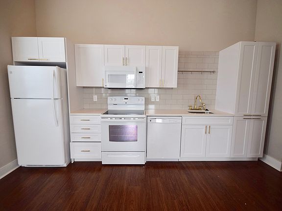 4th image of 516 Rock St #308