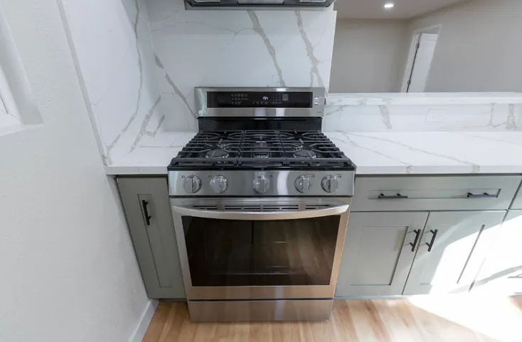 5848 Oliva Ave #GUESTHOUSE — Photo 9