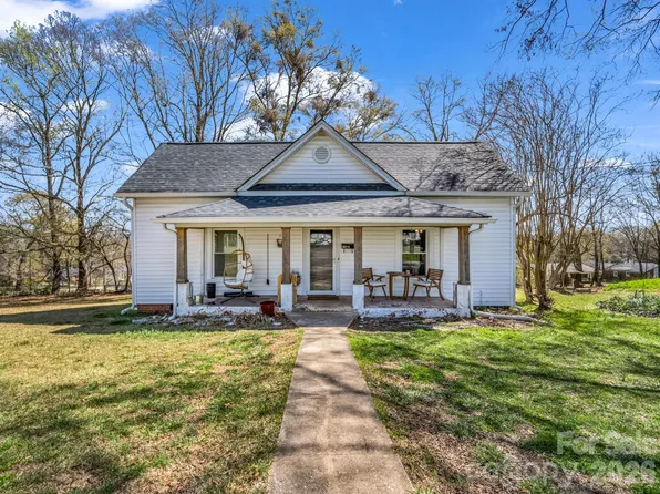 922 Church St, Kings Mountain, NC 28086