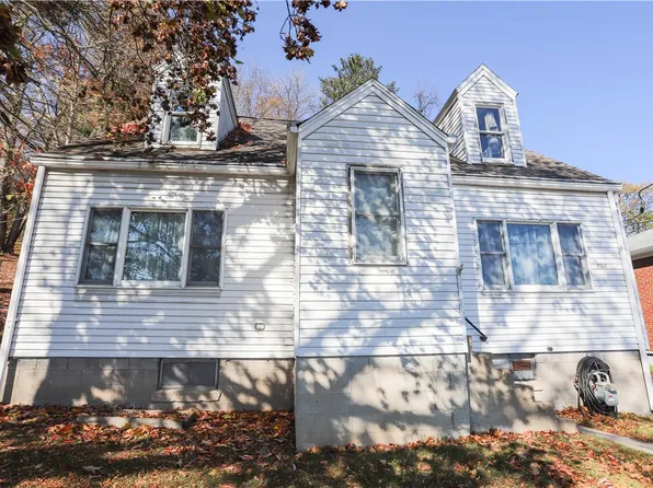 704 Scott St, Penn, PA 15675