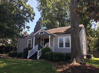 7 Oakview Dr, Greenville, SC 29605