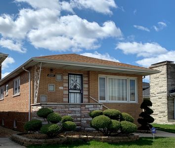 2947 W 82nd St, Chicago, IL, 60652