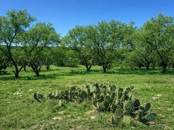 View Cir, Lampasas, TX 76550