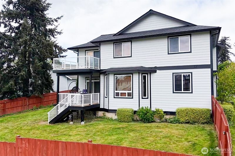 4th image of 2290 Seaside Drive