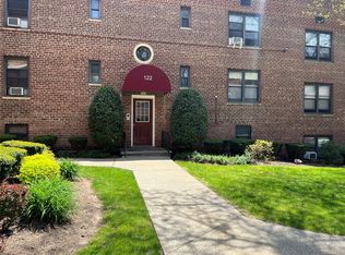 122 Richbell Rd APT C2, Mamaroneck, NY 10543